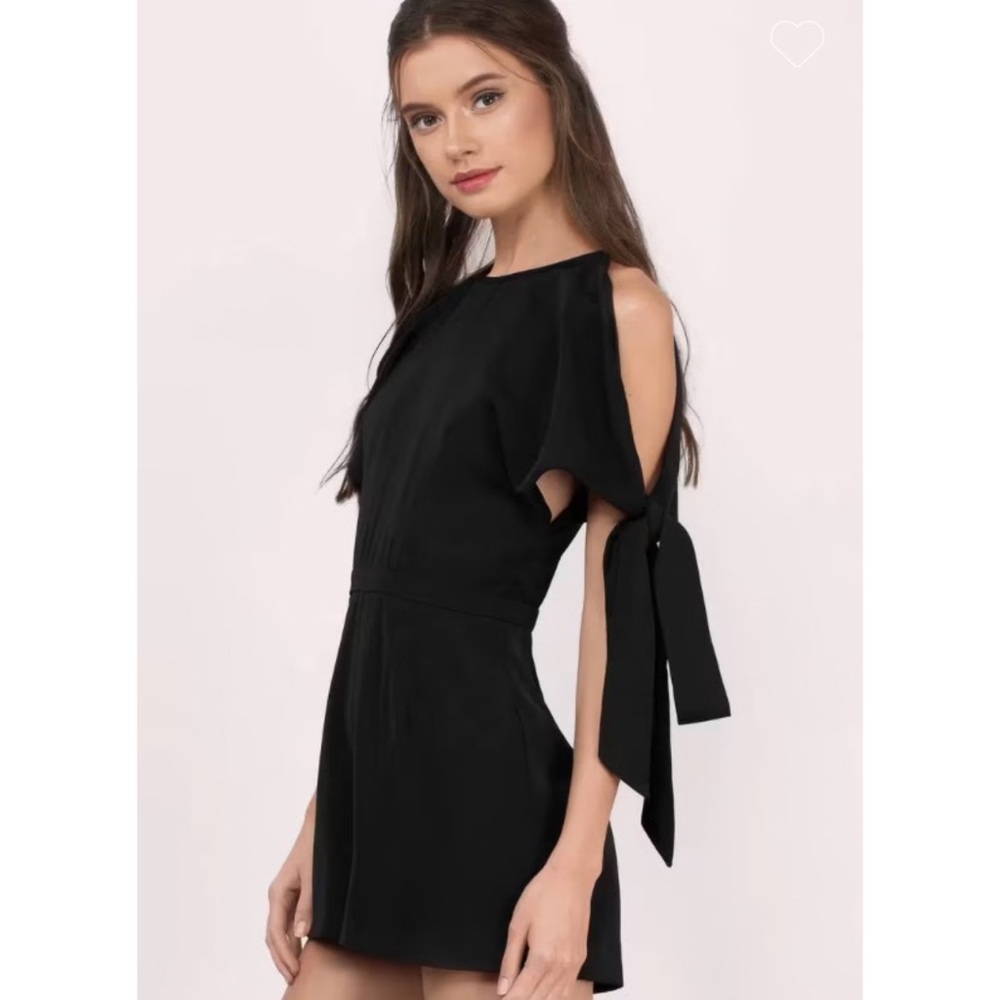 Keepsake The Label Two Minds Cold Shoulder Blck Playsuit Romper sz Medium - Picture 1 of 16